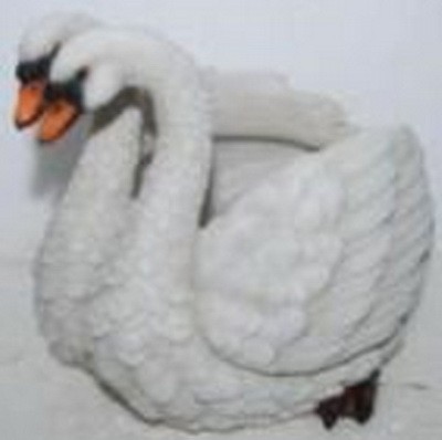 Кашпо Два лебедя НР101051