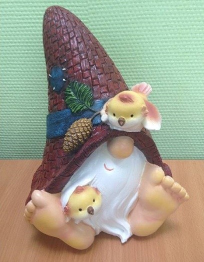 Фигура садовая Лесовичок с птичками 