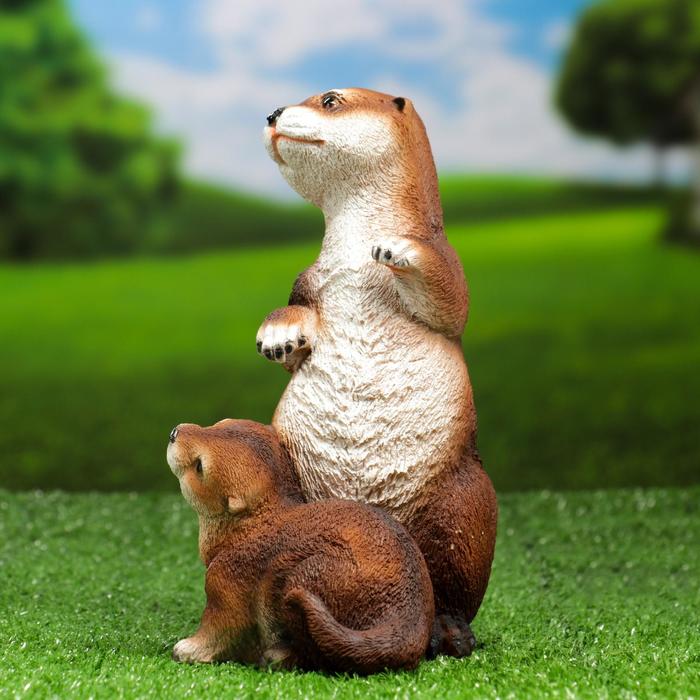 Фигура садовая Выдра с малышом