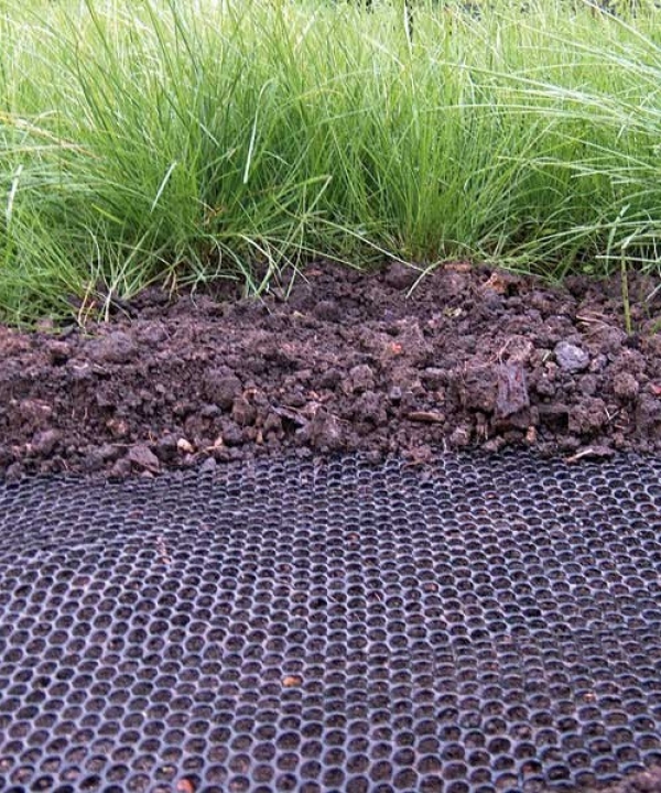 Сетка под газон ПРОТЭКТ для укрепл грунта рулон 1*10 м пластик черная