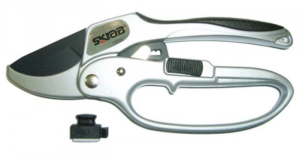 Секатор садовый 205мм с защитой трещ. SKRAB