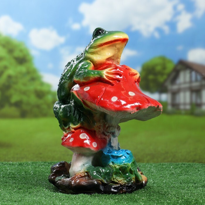 Фигура садовая Лягушка на мухоморе 