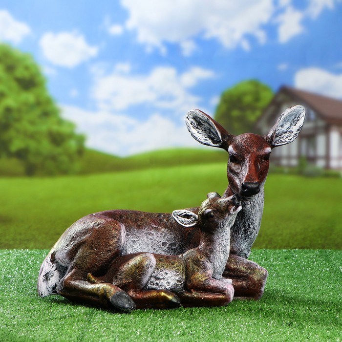 Фигура садовая Олень с олененком