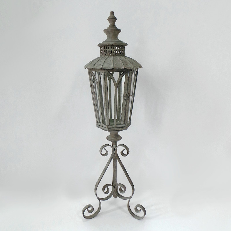 Фонарь садовый на треноге под свечу белая патина FY-160007-MD 