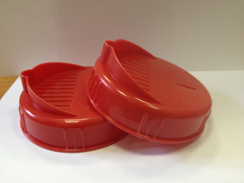 Крышка П/Э сливная ВИНТОВАЯ