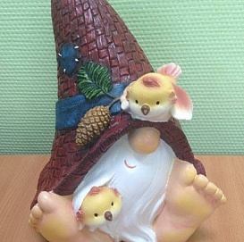 Фигура садовая Лесовичок с птичками 