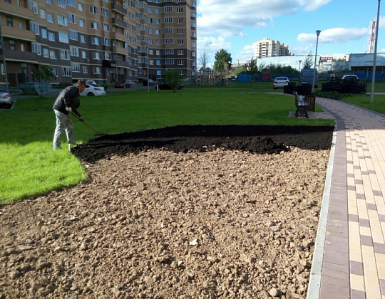 Благоустройство территории в п. Коммунарка г. Москва – Южный Подготовка к посадке