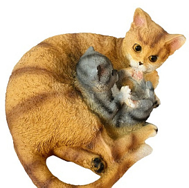 Фигура садовая Кошка с котятами 22,6*17*26,7 