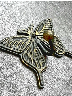 Крючок настенный одинарный Бабочка ВА 04