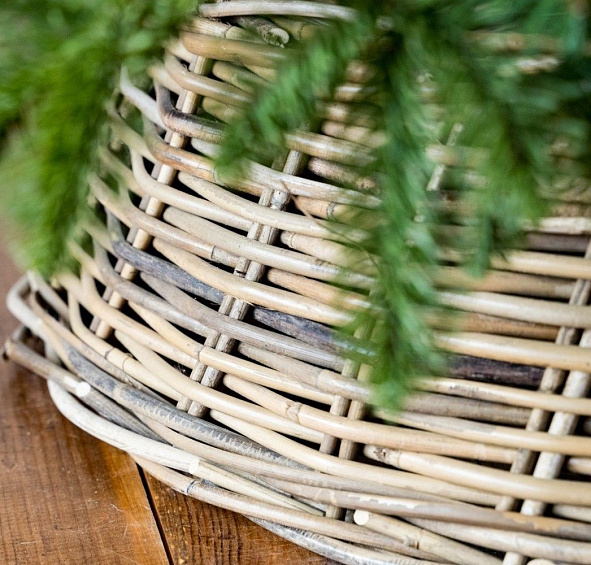 Плетёная корзина МЕЛАНЖ для декорирования основания елки, серая с бежевым, 75х20 см, National Tree C