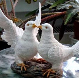 Фигура садовая Голуби два Н-22 см 