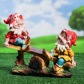 Фигура садовая Эльф на качелях с белкой