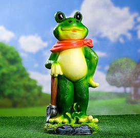 Фигура садовая Лягушка в платке с лопатой  