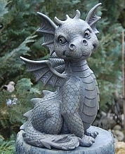 Фигура садовая Дракон маленький D002