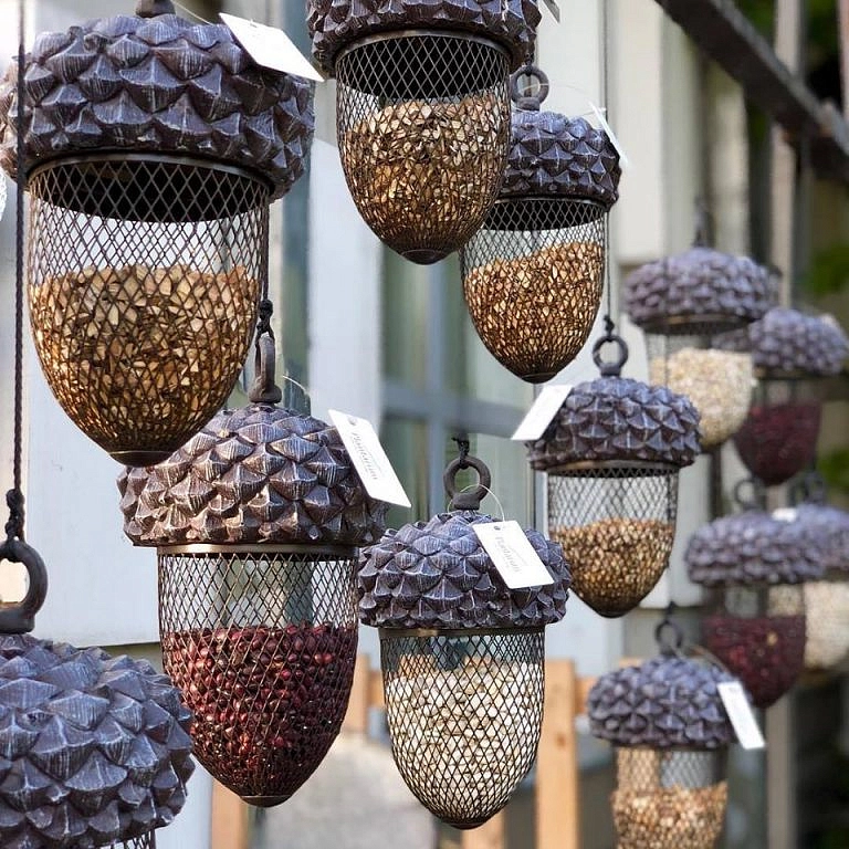 Кормушка Орешек с птичкой