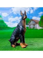 Фигура садовая Доберман сидит 