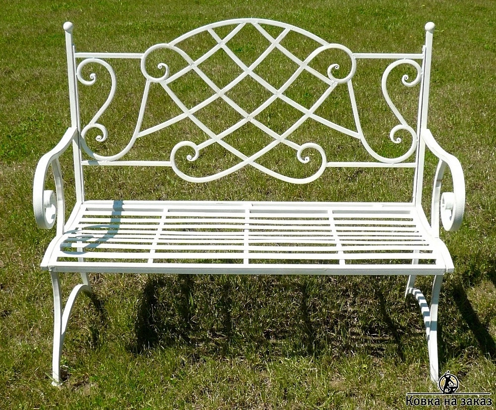 Скамья кованая белая