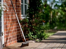 Метла облегченная FISKARS 1025927